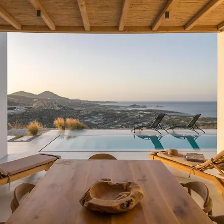 Villa Theia Adamantas (Milos)